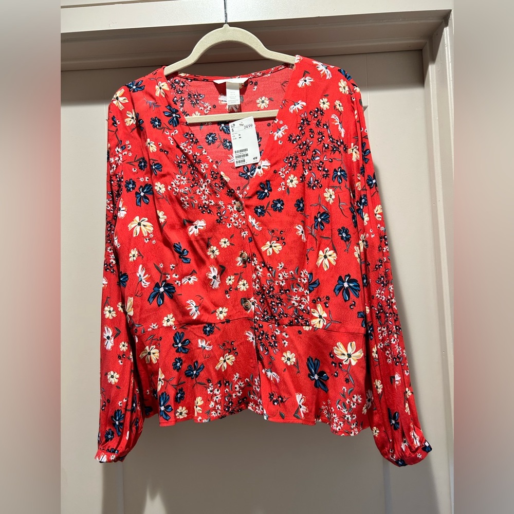 H&M Red Floral Blouse - Size 14 **NWT**